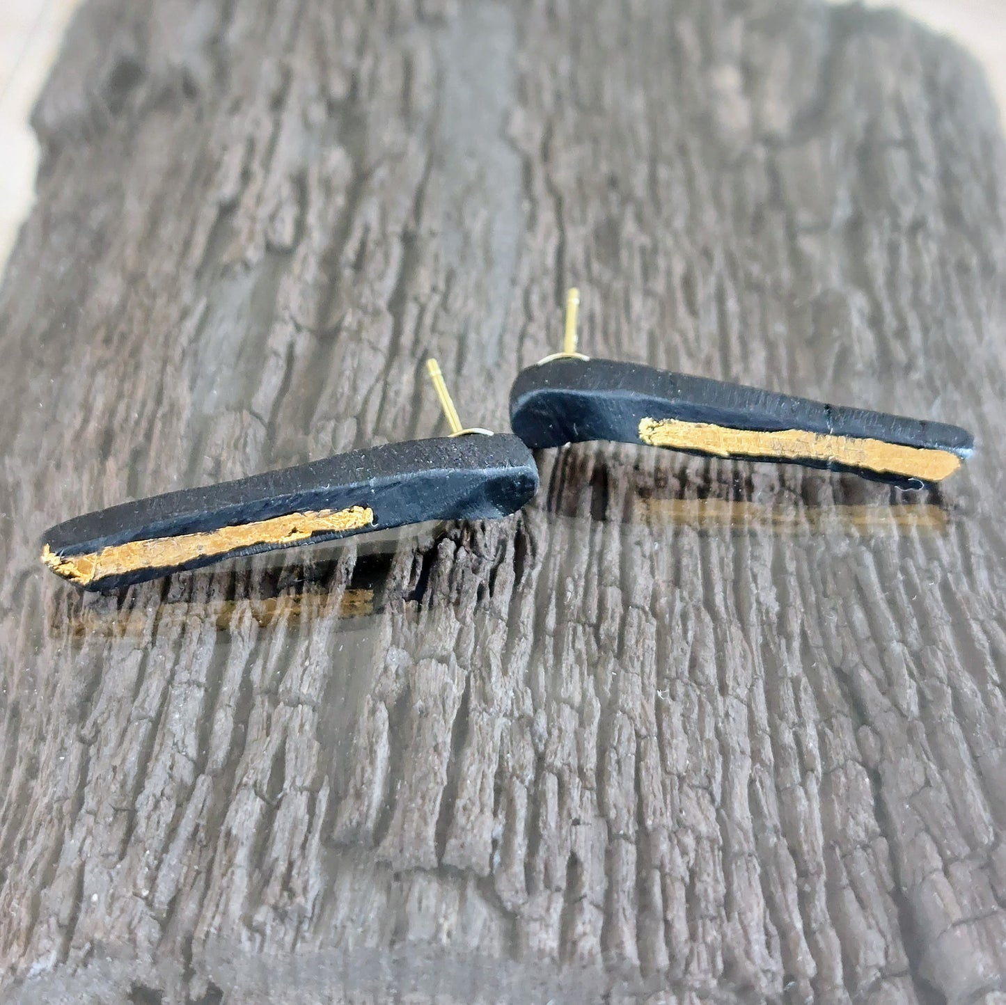 Rathnait - Irish bog oak earrings with 23.75ct gold leaf