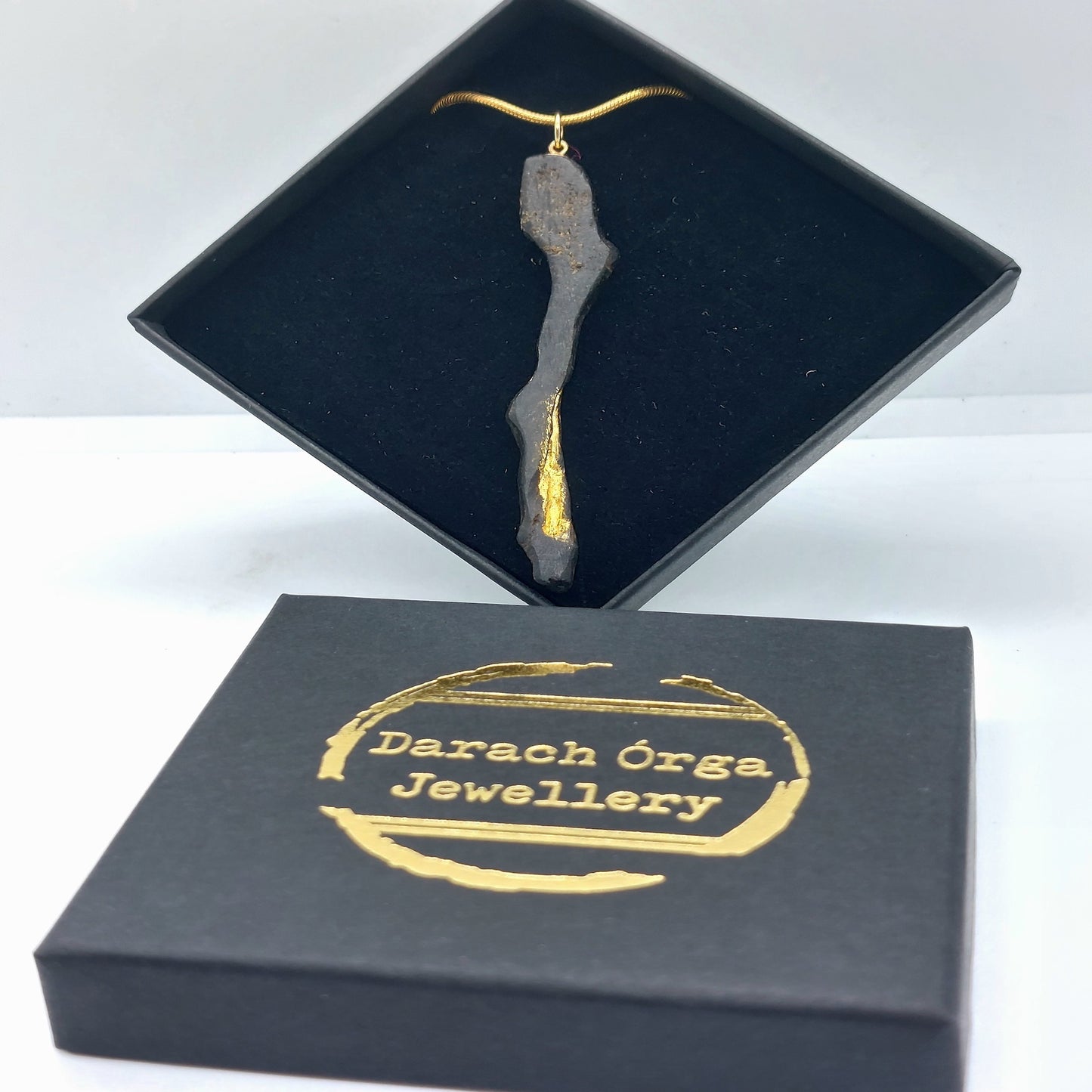 Méar Cailleach - Irish bog oak necklace with 23.75ct gold leaf