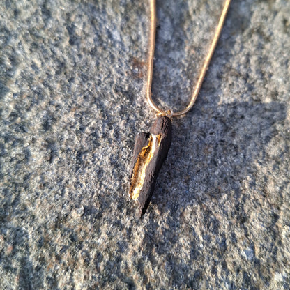 Sólás - Irish bog oak necklace with 23.75ct gold leaf