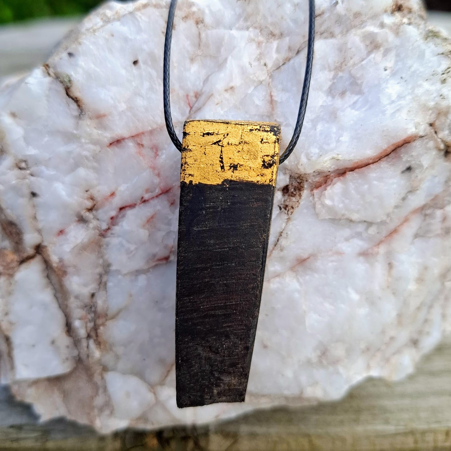 Órfhlaith - Irish bog oak necklace with 23.75ct gold leaf