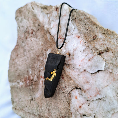 Droibhéalach - Irish bog oak necklace with 23.75ct gold leaf