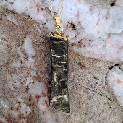 Caoilfhionn - Irish bog oak necklace with 23.75ct gold leaf