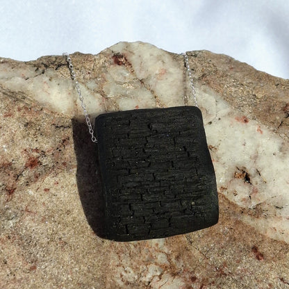 Línte Álainn - Irish bog oak with fine silver leaf