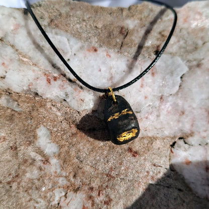 Cnapán - Irish bog oak pendant with 23.75kt gold leaf
