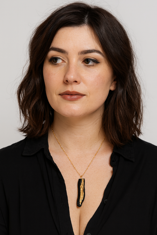 Lasairfhíona - Irish bog oak necklace with 23.75ct gold leaf