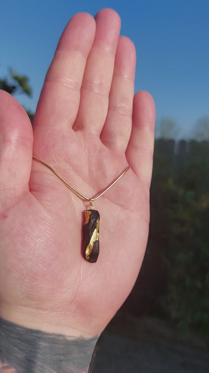Éadaoin - Irish bog oak necklace with 23.75ct gold leaf