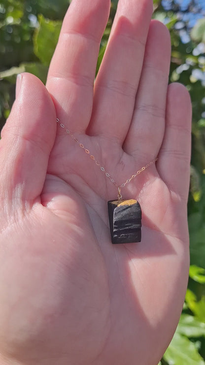Ríoghnach - Irish bog oak necklace with 23.75ct gold leaf