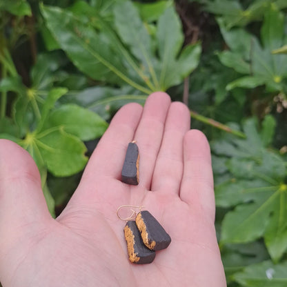 Siún - Irish bog oak necklace and earrings with 23.75ct gold leaf