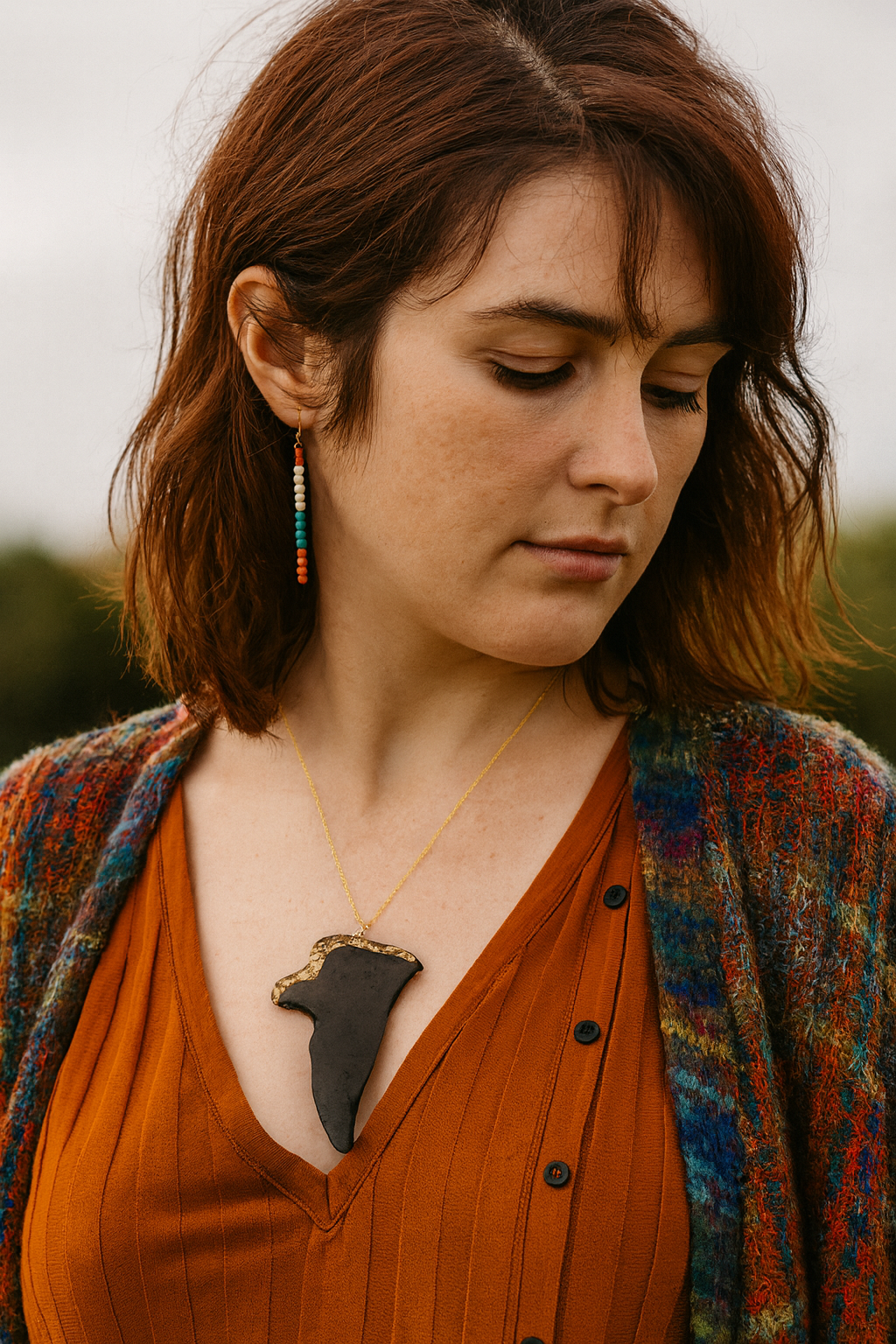 Siorcanna - Irish bog oak necklace with 23.75kt gold leaf